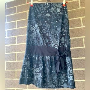 Sleeveless printed shirt